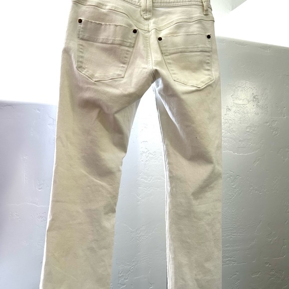 Cabi distressed white straight leg jeans - Picture 7 of 11